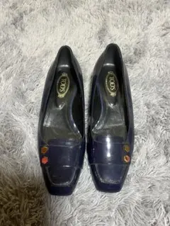 TOD'S ネイビー フラットシューズ