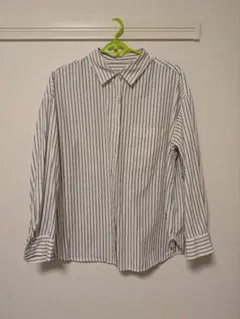 GU ホワイトストライプ 長袖シャツ