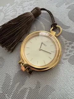 Item thumbnail for item 221546e5-9f86-44c1-874c-460b90349766