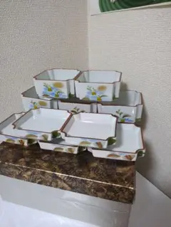 【お値下げしました！】九谷焼　香炉　色絵　鶏図　泉山作 お値下げしました！】九谷焼 香炉 色絵 鶏図 泉山作 - メルカリ