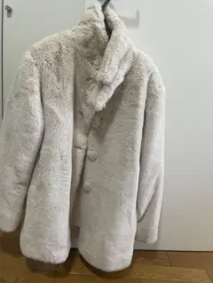 2025年最新】Agnes b レディース 毛皮・ファーコートの人気