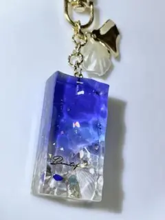 星降る夜の海＊レジンキーホルダー＊波模様