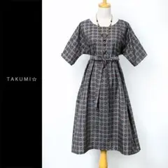 Item thumbnail for item 4f1a604e-c9f6-4adb-8bb4-95a12f77ef4a