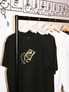 MAW（マウ）  MOOSEY ART（ムージー アート）　Tシャツ