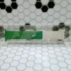 Apple Watch用 緑と白のバンド42.44.45.49 シリコン