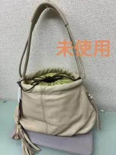 処分セールperché　タグ付き　レザー ショルダーバッグ タッセル付き