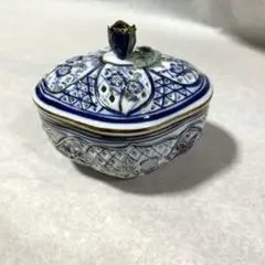 Item thumbnail for item 6358caa5-5baf-42df-9fe8-3d7f477d6d73