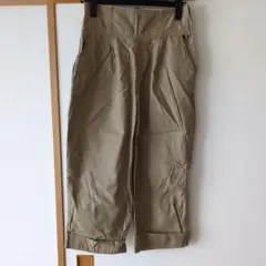 ベージュ 7分丈パンツ Mサイズ