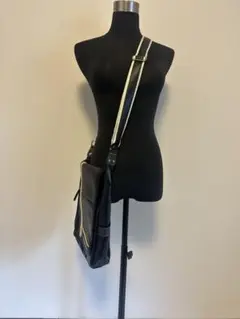 Item thumbnail for item a0dfd4bb-5095-46c6-a35e-b358ecfdf91a