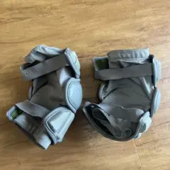 Item thumbnail for item e3fc2e7a-32a7-475a-b17e-16355bb7d78b