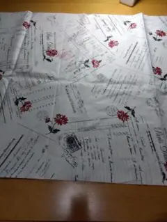 花と手紙の可愛い　プリント綿生地