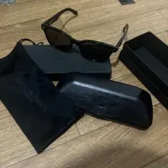 美品◆JUSTIN DAVIS×キムヒョンジュン◆サングラス◆27,500円◆ 2025年最新】Justin Davis サングラスの人気アイテム - メルカリ