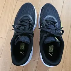 PUMA　　シューズ　25.5