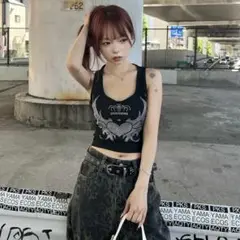 TRIFLE ブラック ラインストーンタンクトップ