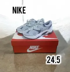 未使用　NIKE ナイキ　W AL8 24.5cm