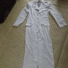 白に縦じま