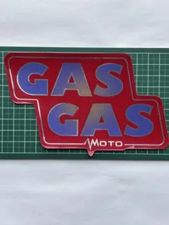 GASGAS ドット柄ロゴ ステッカー