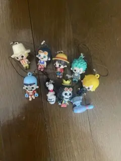 ワンピース　ストラップ