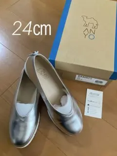 ANYO シルバー　スリッポン　24㎝
