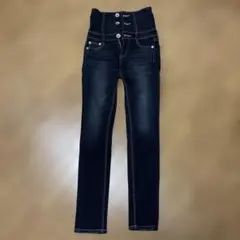 Item thumbnail for item 79a0584c-2a09-43f9-a9e7-0d1742255ec2