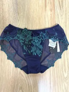 Item thumbnail for item 76bc0936-8305-44b9-994f-687248d072a6