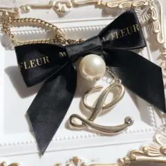 Maison de FLEUR イニシャルチャーム