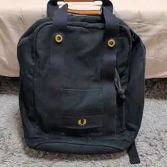 FRED PERRY ネイビーリュック