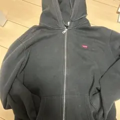 ジップパーカー