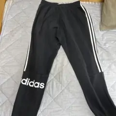 adidas ブラック スラックス ストライプ