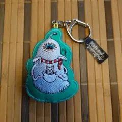 ヒグチユウコ　CIRCUS　ひとつめちゃん　刺繍キーホルダー
