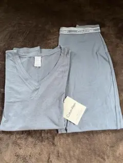 Calvin Klein グレー Vネック ルームウェアセット M