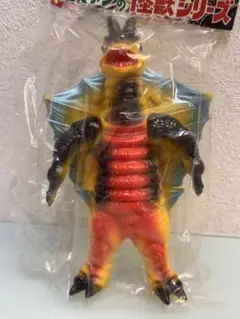 ヤモマーク キングマイマイ 蓄光 ウルトラマン ソフビ ブルマァク キングマイマイ成虫＆幼虫（ブルマァク復刻・怪獣郷）ソフビ