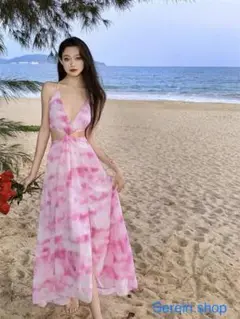 春夏トレンドファッションコーデ ワンピース 可愛い ビーチ 海