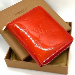 【美品】 ルイヴィトン ヴェルニ コンパクトウォレット レッド 箱付き