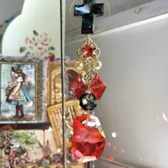 DIVENE ROCK レッドマグマ✩.*˚SWAROVSKIサンキャッチャー