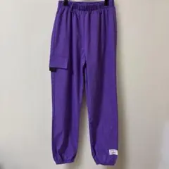 パープル　紫　カーゴパンツ