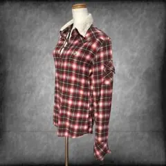 Item thumbnail for item ebf1b143-f225-4c17-81f3-56c5f0aa6b67