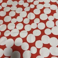オレンジに白の丸模様　綿生地 110✖️110