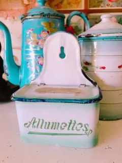 2025年最新】アリュメット缶の人気アイテム - メルカリ