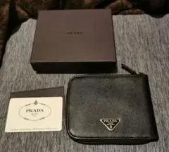 PRADA プラダ 2つ折り財布 ブラック 希少 ファスナー