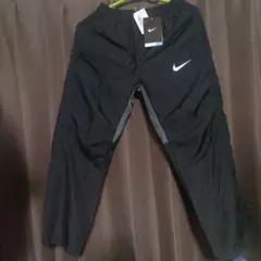 （新品未使用タグ付）NIKE　ナイロンパンツ　Dri-FIT　130　黒✕灰