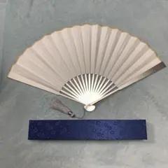 鉄扇　折りたたみ式　丈夫　高級　金属折扇　布扇子