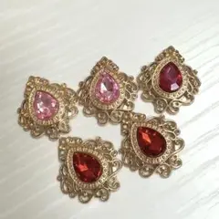 ハンドメイド チャーム ピンク レッド