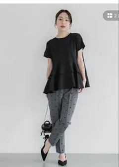 異素材切り替え2段フリルTシャツ　　coca