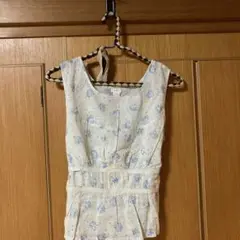 Anthropologieのブラウスタンクトップ