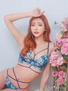 新品・未使用♡WhipBunny フラワリーストリング ブラ＆Tバック/ネイビー
