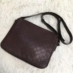✨美品✨グッチ メッセンジャーバッグ シマ GG柄 フラップ 斜め掛け ブラウン