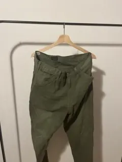 Levi's オリーブ カーゴパンツ