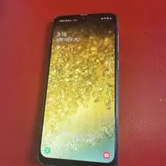 Galaxy A30 ホワイト 画面ひび割れあり