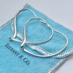 Item thumbnail for item 9ad16d8b-b9e4-4227-83fd-fb9804cc467e